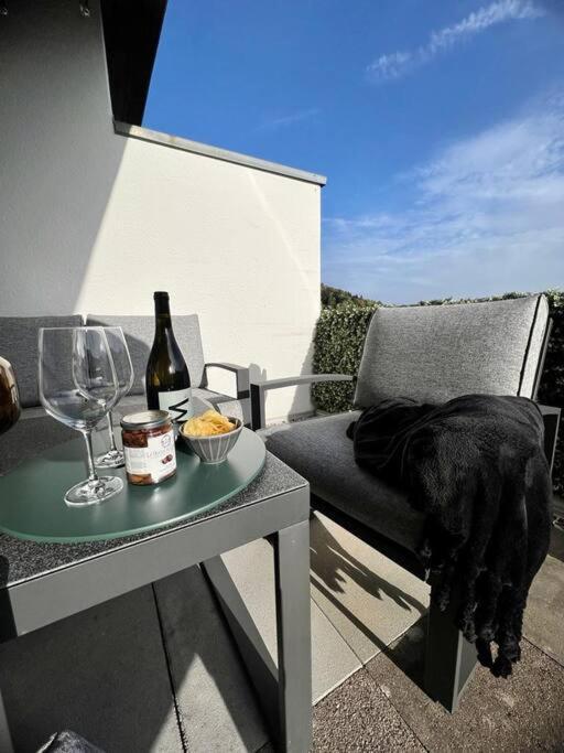Ferienwohnung Wohnen Im Schwarzwald Mit Panoramablick Bad Herrenalb Exterior foto