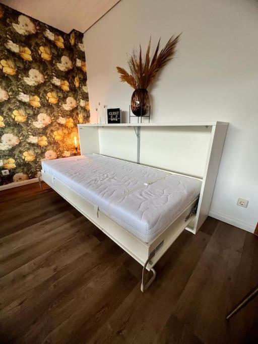Ferienwohnung Wohnen Im Schwarzwald Mit Panoramablick Bad Herrenalb Exterior foto